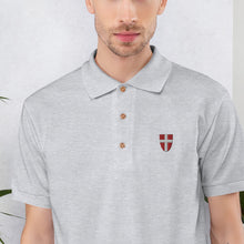 Lade das Bild in den Galerie-Viewer, Wappen - Besticktes Polo-Shirt
